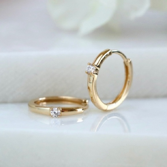 14K Yellow Gold CZ Diamond Huggie Hoop Earrings, NWT - Picture 3 of 6